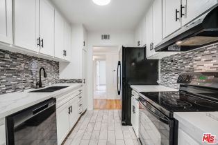 Condominium, 18307 Burbank blvd, Tarzana, CA 91356 - 3