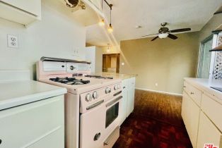 Apartment, 941 San Vicente blvd, West Hollywood , CA 90069 - 10