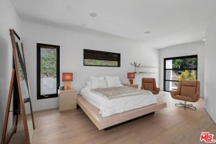 Single Family Residence, 455 Castle pl, Beverly Hills, CA 90210 - 41