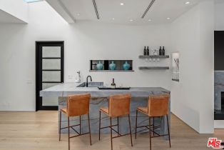 Single Family Residence, 455 Castle pl, Beverly Hills, CA 90210 - 17