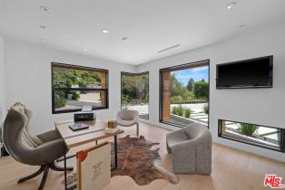 Single Family Residence, 455 Castle pl, Beverly Hills, CA 90210 - 34