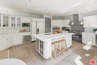 Single Family Residence, 1549 Lindacrest dr, Beverly Hills, CA 90210 - 6