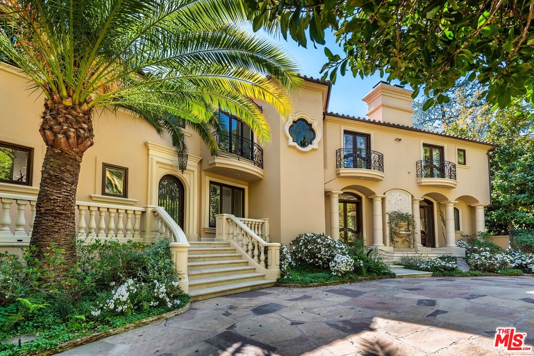 Single Family Residence, 1549 Lindacrest dr, Beverly Hills, CA 90210 - 1