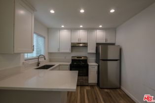 Apartment, 12942 Moorpark st, Studio City, CA 91604 - 12