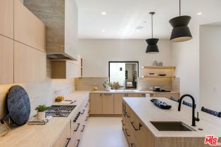 Single Family Residence, 2115 Walnut ave, Venice, CA 90291 - 14