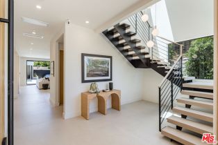 Single Family Residence, 2115 Walnut ave, Venice, CA 90291 - 7