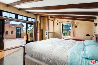 Single Family Residence, 667 Santa Clara ave, Venice, CA 90291 - 13