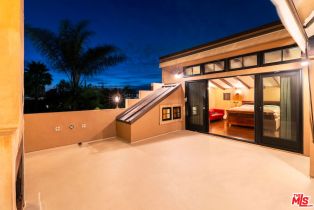 Single Family Residence, 667 Santa Clara ave, Venice, CA 90291 - 19