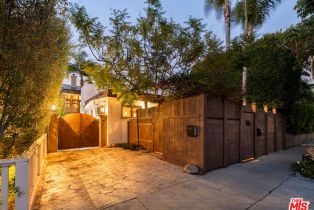 Single Family Residence, 667 Santa Clara ave, Venice, CA 90291 - 2