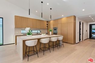 Single Family Residence, 5437 Noble ave, Sherman Oaks, CA 91411 - 11