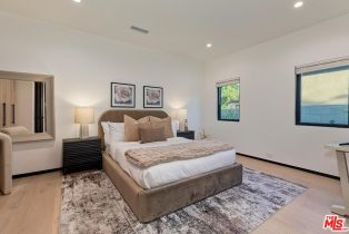 Single Family Residence, 5437 Noble ave, Sherman Oaks, CA 91411 - 23