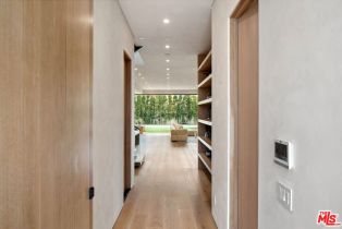 Single Family Residence, 14718 Otsego st, Sherman Oaks, CA 91403 - 2