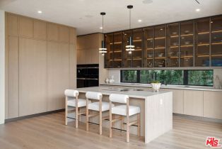 Single Family Residence, 14718 Otsego st, Sherman Oaks, CA 91403 - 11