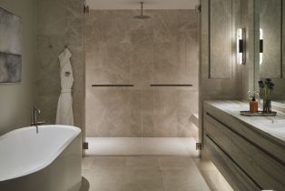 Condominium, 9200 Wilshire Blvd, Beverly Hills, CA 90212 - 9