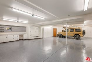 Single Family Residence, 16875 Calle De Sarah, Pacific Palisades, CA 90272 - 34