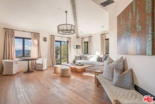 Single Family Residence, 16875 Calle De Sarah, Pacific Palisades, CA 90272 - 31