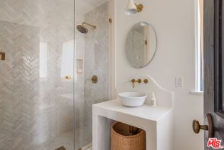 Single Family Residence, 16875 Calle De Sarah, Pacific Palisades, CA 90272 - 28