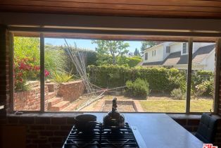 Single Family Residence, 809 Toulon dr, Pacific Palisades, CA 90272 - 21