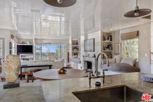 Single Family Residence, 271 Amalfi dr, Santa Monica, CA 90402 - 12