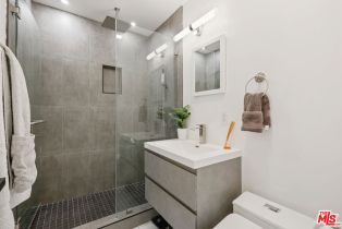 Single Family Residence, 1318 Beachwood dr, Burbank, CA 91506 - 24