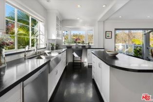 Single Family Residence, 314 Glenroy ave, Westwood, CA 90049 - 5