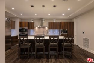 Condominium, 460 Palm dr, Beverly Hills, CA 90210 - 4