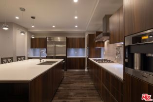 Condominium, 460 Palm dr, Beverly Hills, CA 90210 - 5