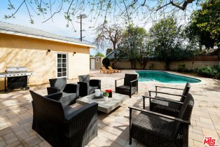 Single Family Residence, 12504 Kling st, Studio City, CA 91604 - 19