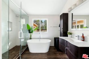 Single Family Residence, 12504 Kling st, Studio City, CA 91604 - 17