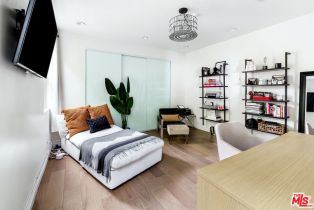 Single Family Residence, 12504 Kling st, Studio City, CA 91604 - 13