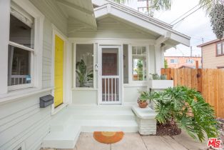 Single Family Residence, 732 Toledo walk, Long Beach, CA 90813 - 4