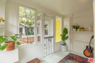 Single Family Residence, 732 Toledo walk, Long Beach, CA 90813 - 8