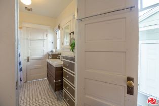 Single Family Residence, 732 Toledo walk, Long Beach, CA 90813 - 42