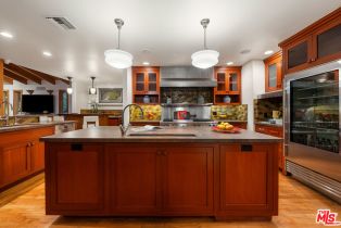 Single Family Residence, 5045 Oakdale ave, Woodland Hills, CA 91364 - 19