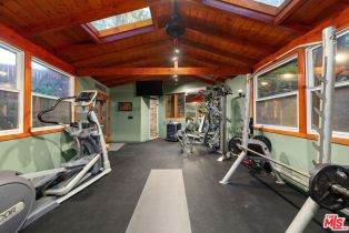 Single Family Residence, 5045 Oakdale ave, Woodland Hills, CA 91364 - 35