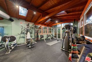 Single Family Residence, 5045 Oakdale ave, Woodland Hills, CA 91364 - 34