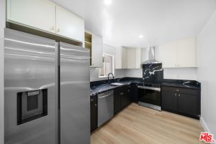 , 605 San Vicente blvd, Santa Monica, CA 90402 - 9