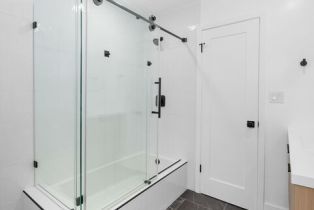 , 605 San Vicente blvd, Santa Monica, CA 90402 - 24