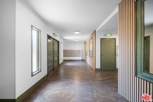 , 605 San Vicente blvd, Santa Monica, CA 90402 - 4