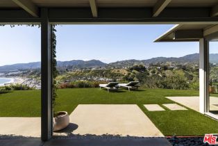 , 307 Mount Holyoke ave, Pacific Palisades, CA 90272 - 2