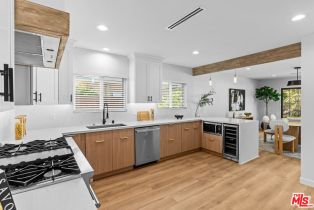 Single Family Residence, 16517 Hartsook st, Encino, CA 91436 - 9