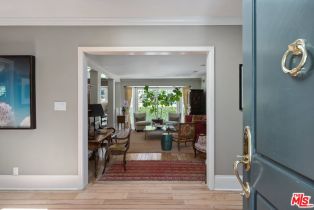 Single Family Residence, 4658 Del Moreno dr, Woodland Hills, CA 91364 - 4