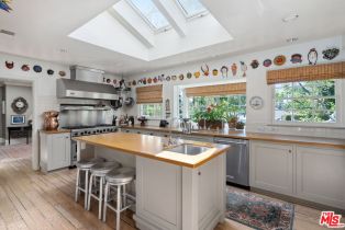 Single Family Residence, 4658 Del Moreno dr, Woodland Hills, CA 91364 - 11