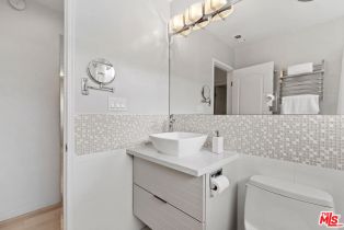 Single Family Residence, 14745 Hartsook st, Sherman Oaks, CA 91403 - 32