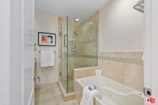 Single Family Residence, 14745 Hartsook st, Sherman Oaks, CA 91403 - 24