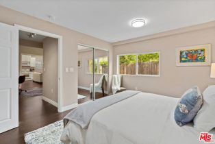 Single Family Residence, 14745 Hartsook st, Sherman Oaks, CA 91403 - 50