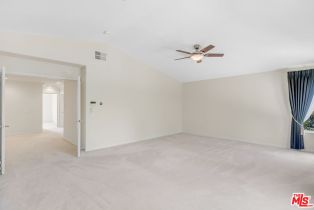 , 24901 Vista Verenda, Woodland Hills, CA 91367 - 19