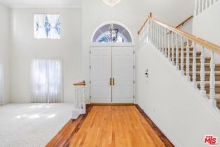 , 24901 Vista Verenda, Woodland Hills, CA 91367 - 10