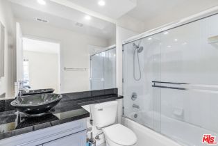 , 24901 Vista Verenda, Woodland Hills, CA 91367 - 40