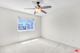 , 24901 Vista Verenda, Woodland Hills, CA 91367 - 35